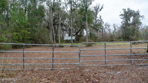 455 W River Rd, Palatka, FL, 32177-7067 | Card Image