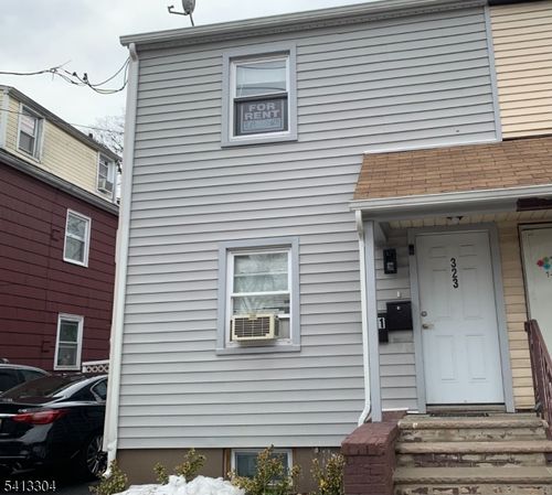 323 Union Ave, Irvington, NJ, 07111-2211 | Card Image