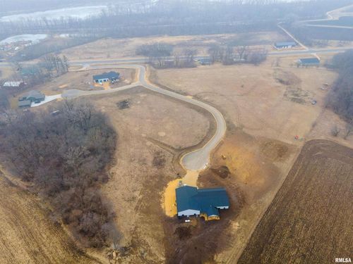 4038 Rock Creek Ct, Camanche, IA, 52730-4001 | Card Image