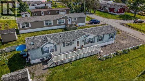 35 Lupin Ave, Riverview, NB, E1B5A6 | Card Image