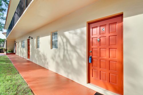 c-1989 Sw Palm City Road, Stuart, FL, 34994 | Card Image