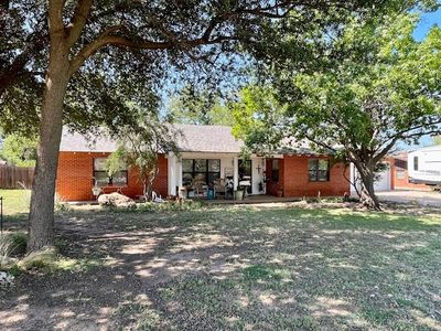 2903 Denison Ave, House other with 3 bedrooms, 2 bathrooms and 2 parking in Snyder TX | Image 2