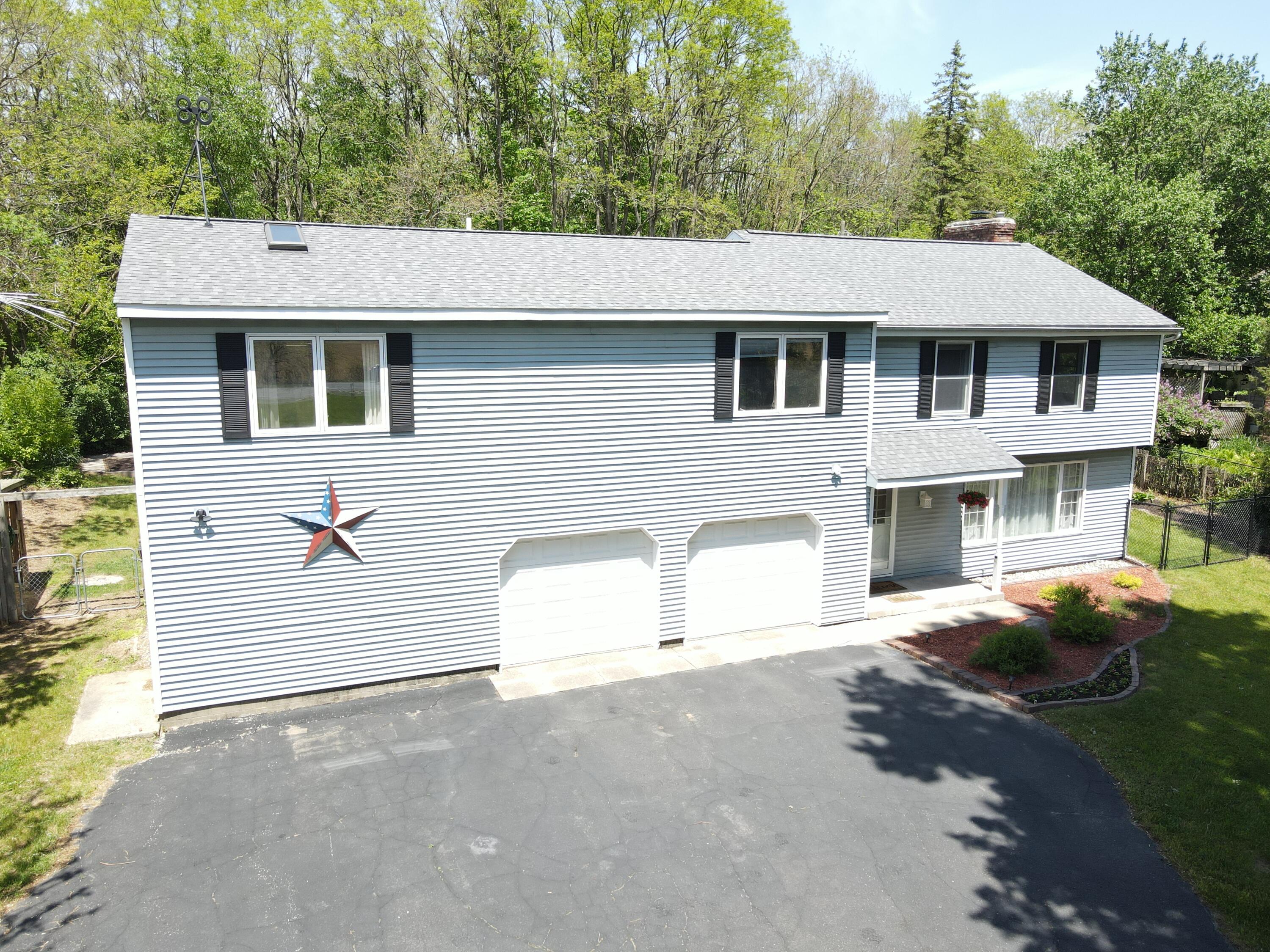Residential in Antwerp Township 2