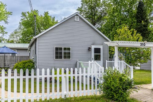 310 E 3rd Street Street, Black River Falls, WI, 54615 | Card Image
