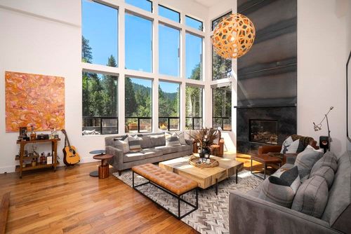 700 Olympic Valley Rd, Olympic Valley, CA, 96146-1024 | Card Image