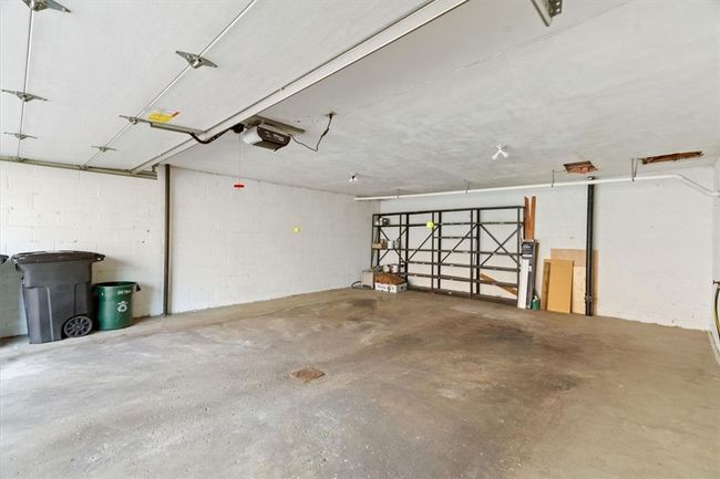 304 Forest Ridge Dr, Townhouse with 2 bedrooms, 2 bathrooms and 2 parking in Pittsburgh PA | Image 21