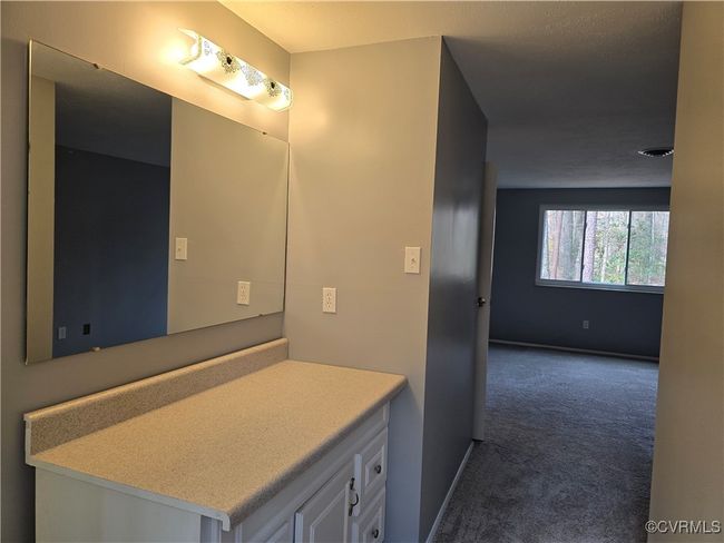 Primary Bathroom with Dressing Area and WIC | Image 23