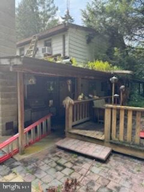 554 Hilltop Rd, YORK SPRINGS, PA, 17372-9777 | Card Image