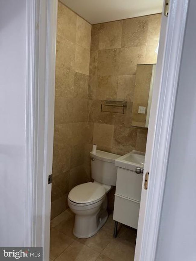 1129 Green St, Townhouse with 5 bedrooms, 5 bathrooms and null parking in PHILADELPHIA PA | Image 17