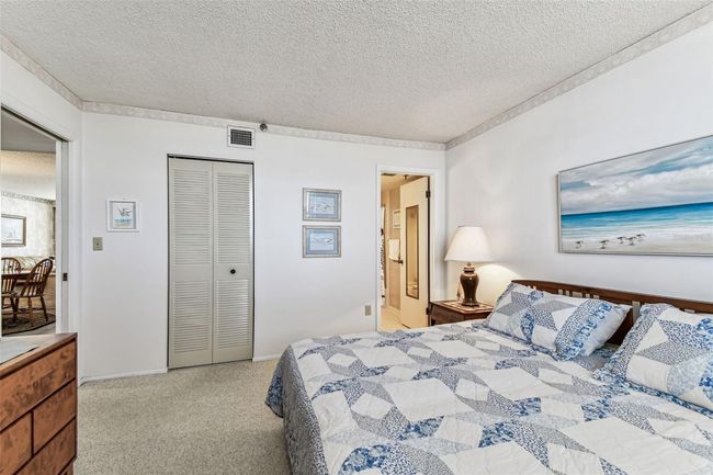 APT-504 - 15462 Gulf Blvd, Condo with 2 bedrooms, 2 bathrooms and null parking in MADEIRA BEACH FL | Image 45