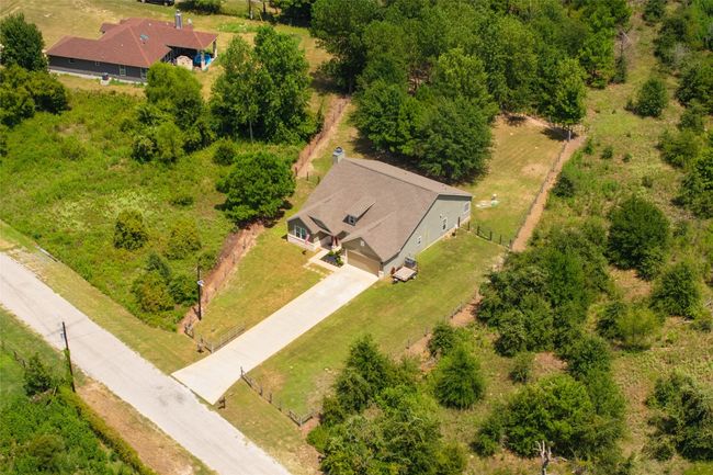 Amazing land size, fenced in for you. Note, the lot size is beyond the fence line. | Image 4
