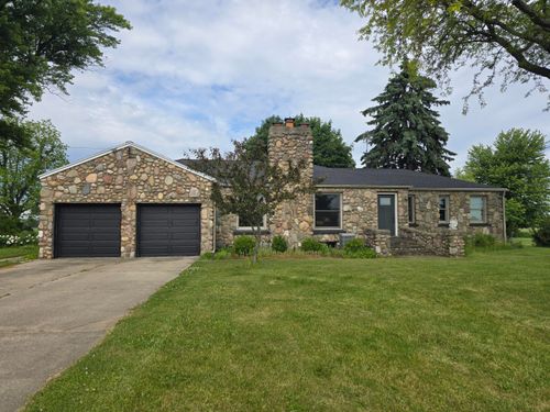 68482 White School Rd, Sturgis, MI, 49091-9706 | Card Image