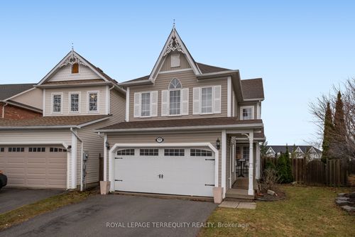 45 Aster Cres, Whitby, ON, L1M1J8 | Card Image