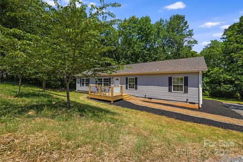 22 Bachelder Dr, Candler, NC, 28715-5528 | Card Image