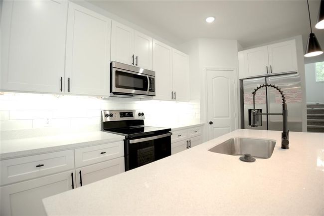 11382 Underwood St, House other with 3 bedrooms, 3 bathrooms and 1 parking in Willis TX | Image 8