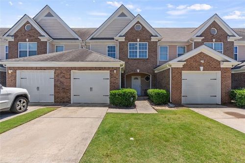 121 Village Dr, Loganville, GA, 30052-6946 | Card Image