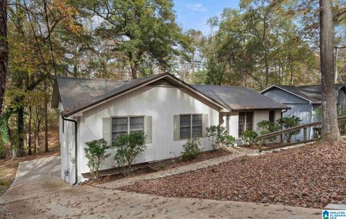 3008 Lake Park Cir, BIRMINGHAM, AL, 35242-4702 | Card Image