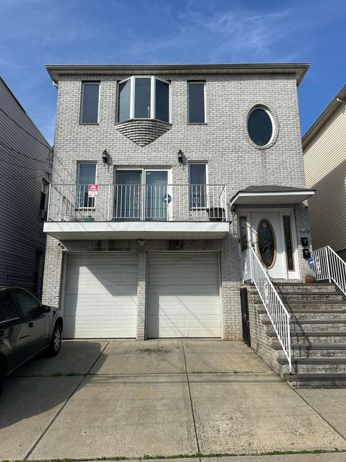 2-150 Clendenny Ave, Jersey City, NJ, 07304-1202 | Card Image