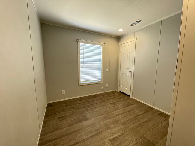 900 Quail Run, House other with 3 bedrooms, 2 bathrooms and null parking in Seven Points TX | Image 13