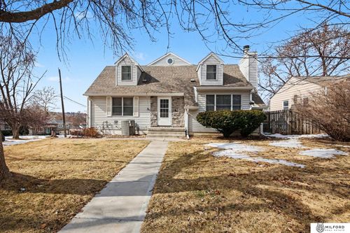 726 S 68th St, Omaha, NE, 68106-1122 | Card Image