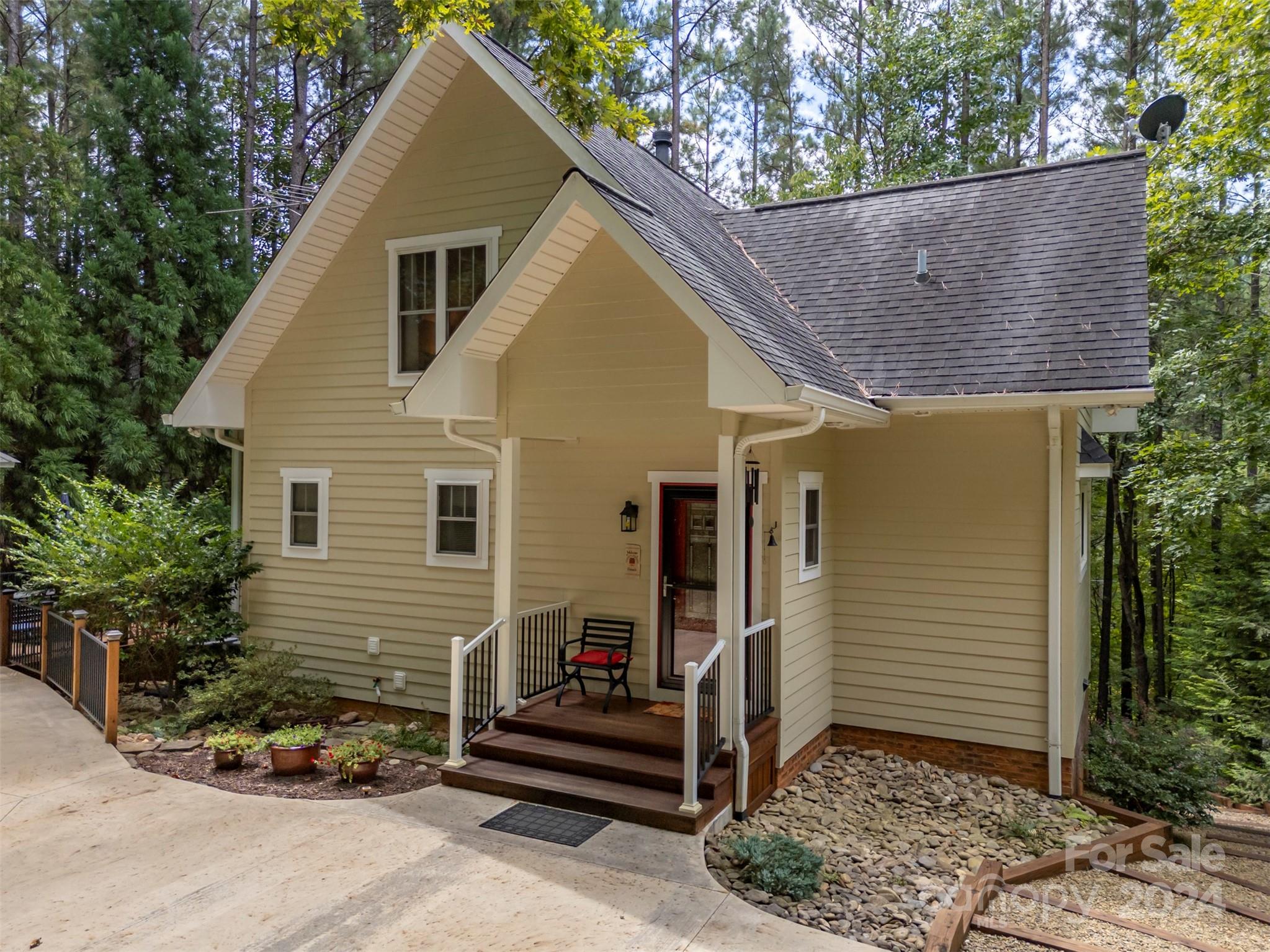 Thermal City Rd, Union Mills, NC 28167