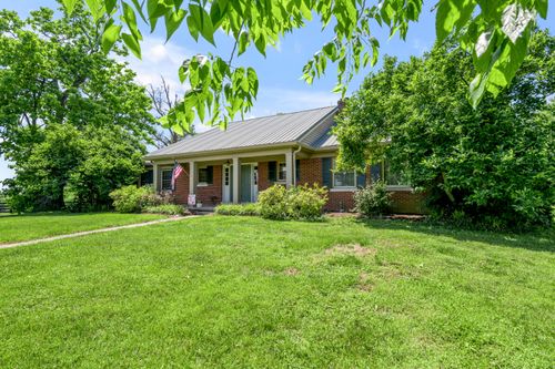 255 Shryocks Ferry Rd, Versailles, KY, 40383-9096 | Card Image