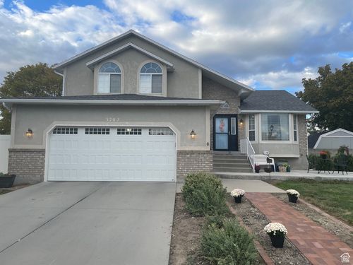 3702 W Angus Dr, South Jordan, UT, 84009-3320 | Card Image