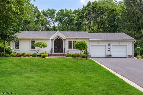 14 Knollcroft Ter, East Hanover, NJ, 07936-3624 | Card Image
