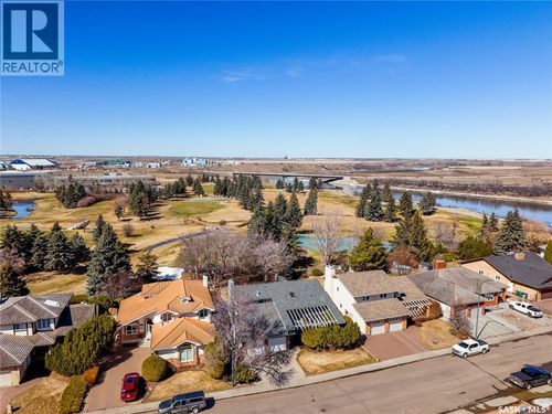 215 Mallin Cres, Saskatoon, SK, S7K7X3 | Card Image