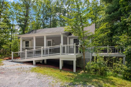 566 Ironwood Rd, MOUNT JACKSON, VA, 22842-3542 | Card Image