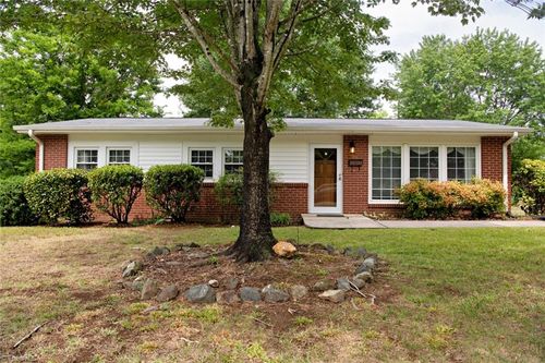 731 Oakgrove Drive, Graham, NC, 27253 | Card Image