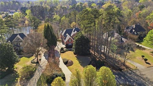 2110 Wood Cove Dr, Cumming, GA, 30041-7883 | Card Image