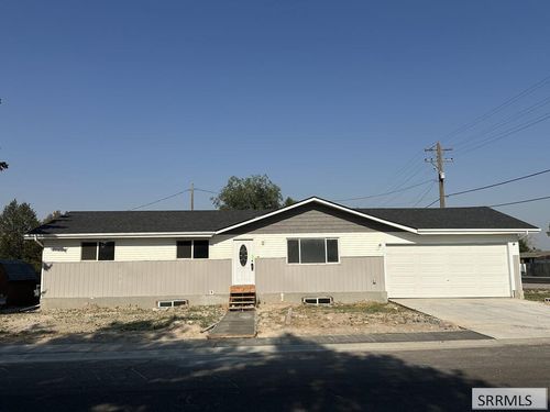 3975 Henderson Ln, Pocatello, ID, 83201-5957 | Card Image