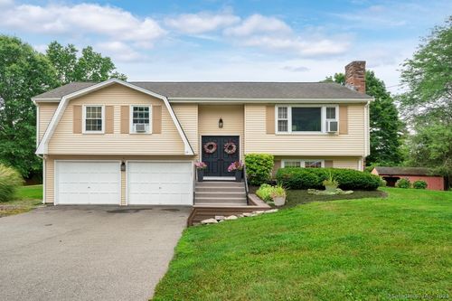 15 Diane Dr, Cromwell, CT, 06416-2263 | Card Image