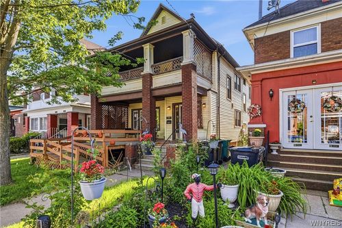 534 12th Street, Niagara Falls, NY, 14301 | Card Image