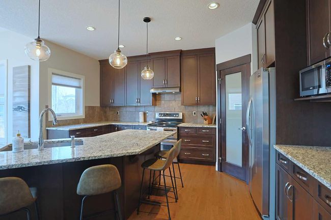 41 Rockford Terrace Nw, House other with 4 bedrooms, 4 bathrooms and 4 parking in Calgary AB | Image 9