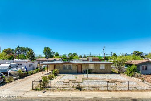 211 Dragoon Street, Huachuca City, AZ, 85616 | Card Image
