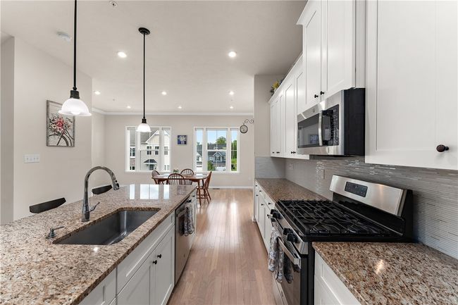 1001 Mohawk Ln, Townhouse with 3 bedrooms, 3 bathrooms and 2 parking in Mars PA | Image 13