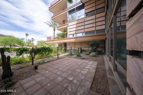 1009-7161 E Rancho Vista Dr, Scottsdale, AZ, 85251-1495 | Card Image
