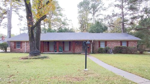 2009 Lake Trace Drive, Jackson, MS, 39211 | Card Image