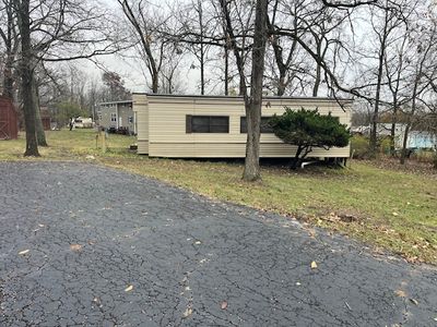 2795 E 28th Lot 1215 Road, Home with 1 bedrooms, 1 bathrooms and 2 parking in Seneca IL | Image 2