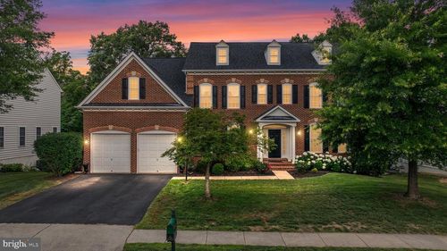 10012 Three Sisters Ct, Bristow, VA, 20136-2628 | Card Image