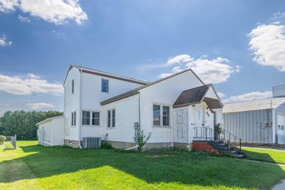 604 5th Street, House other with 4 bedrooms, 1 bathrooms and null parking in Grundy Center IA | Image 3