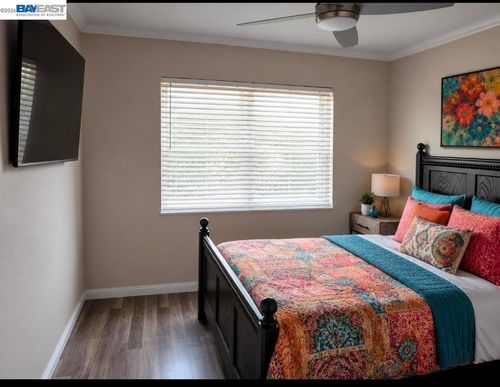 4017 Silver St, Pleasanton, CA, 94566-6221 | Card Image