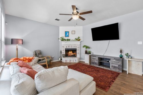 6526 Ithaca Fls, San Antonio, TX, 78239-1640 | Card Image