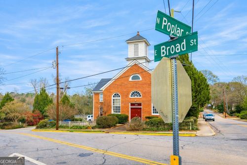 1295 E Broad St, Athens, GA, 30601-3066 | Card Image