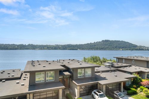 305-3911 Cates Landing Way, North Vancouver, BC, V7G0A6 | Card Image