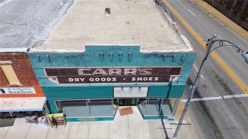 108 Public Sq, Berryville, AR, 72616-3936 | Card Image