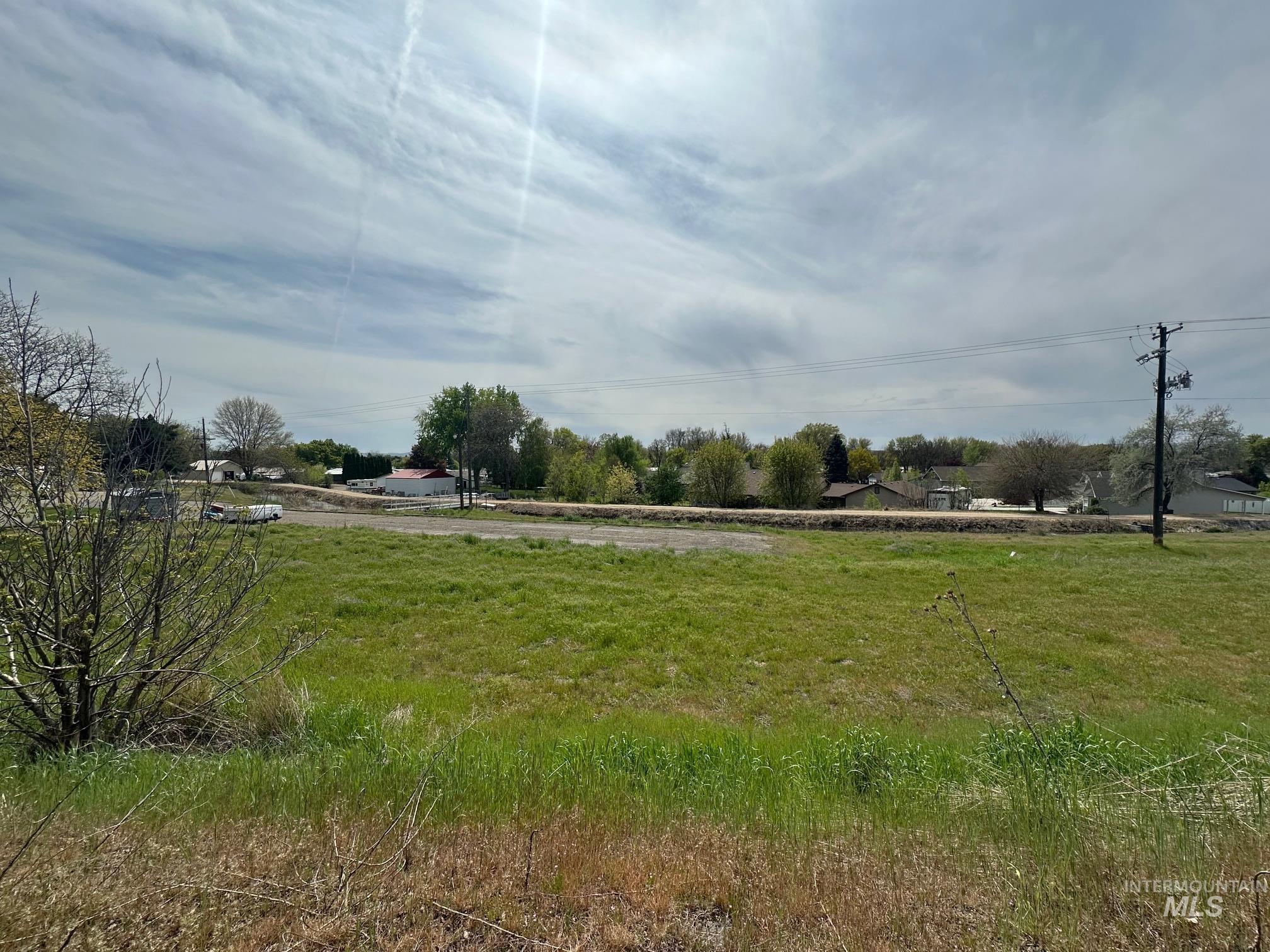 Land in Weiser 2