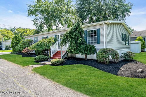 93 Village Rd, Morganville, NJ, 07751-1194 | Card Image